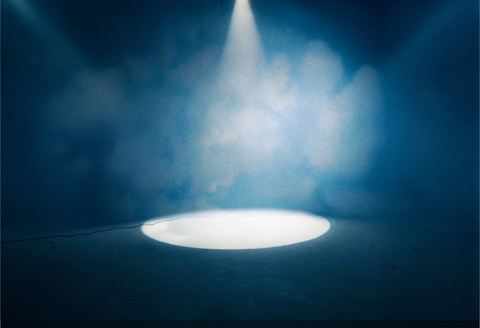Humbe abstract blue background